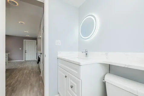 7148 West Addison Street Chicago IL 60634