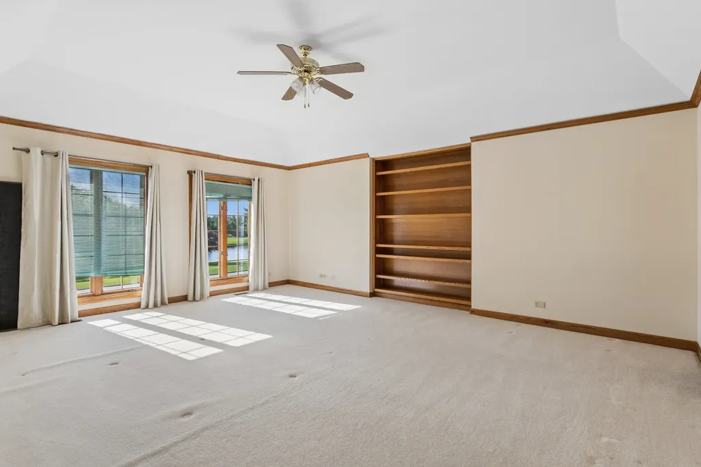 1901 Midwest Club Parkway Oak Brook IL 60523