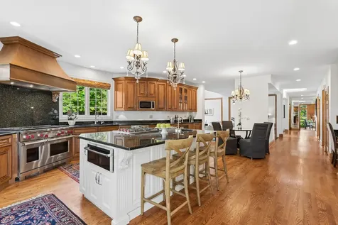 1901 Midwest Club Parkway Oak Brook IL 60523