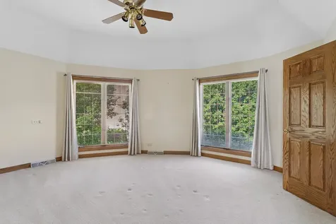 1901 Midwest Club Parkway Oak Brook IL 60523