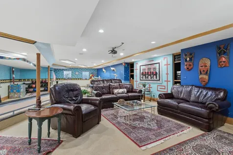 1901 Midwest Club Parkway Oak Brook IL 60523