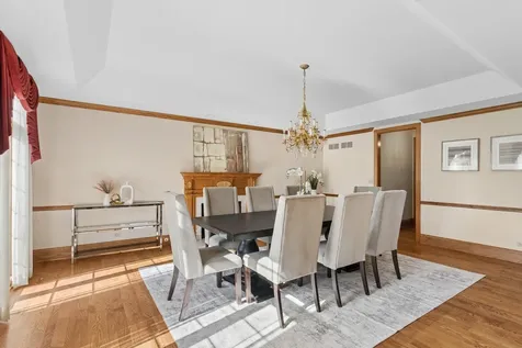 1901 Midwest Club Parkway Oak Brook IL 60523