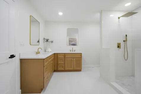 1490 Avignon Court Highland Park IL 60035