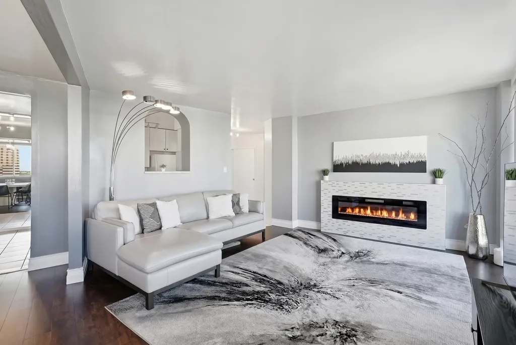 20 North Tower Road Oak Brook IL 60523