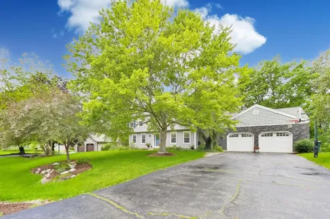 924 Glen Oak Drive Sleepy Hollow IL 60118