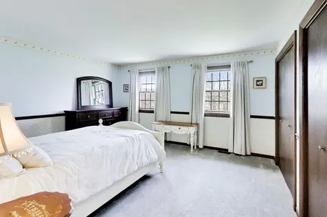 924 Glen Oak Drive Sleepy Hollow IL 60118
