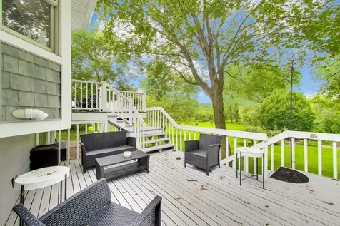 924 Glen Oak Drive Sleepy Hollow IL 60118