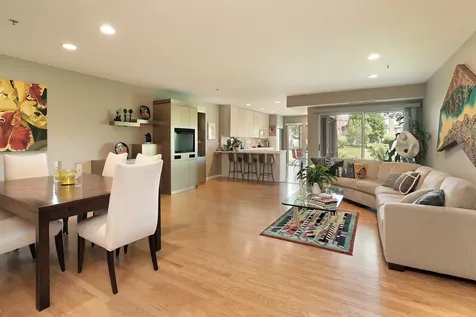 412 Kelburn Road Deerfield IL 60015