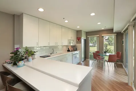 412 Kelburn Road Deerfield IL 60015