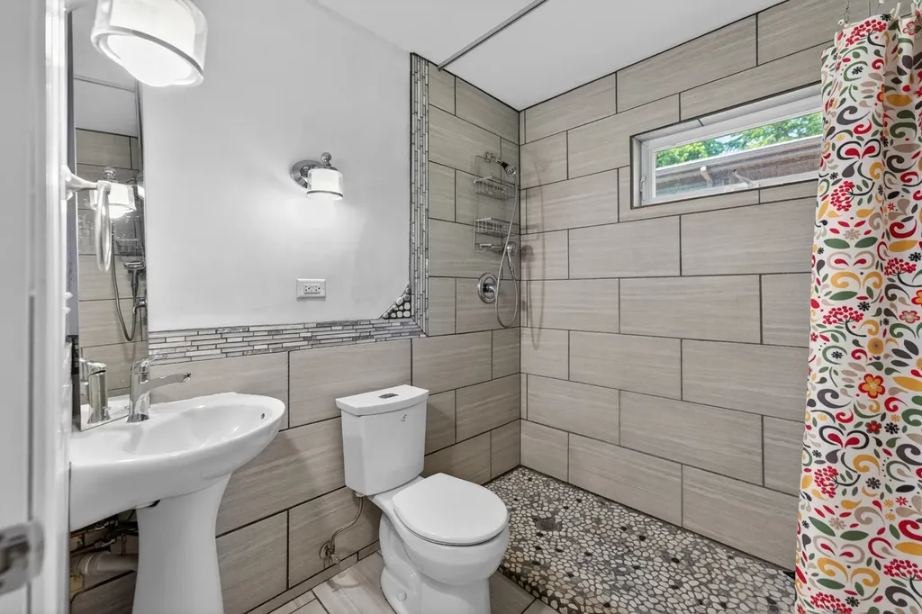 402 South Ahrens Avenue Lombard IL 60148