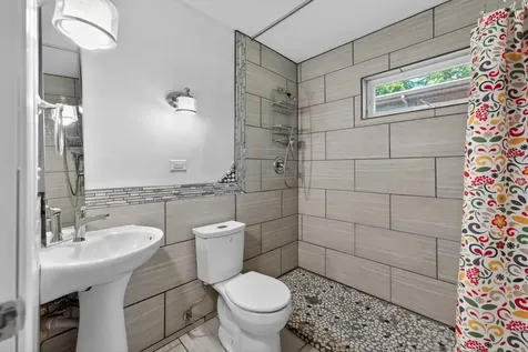 402 South Ahrens Avenue Lombard IL 60148