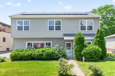 402 South Ahrens Avenue Lombard IL 60148