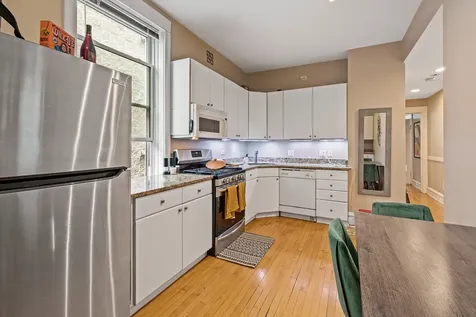 2335 North Oakley Avenue Chicago IL 60647