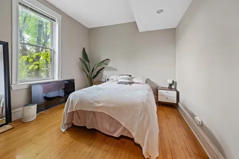 2335 North Oakley Avenue Chicago IL 60647
