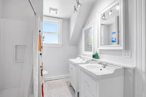 4949 West Winona Street Chicago IL 60630