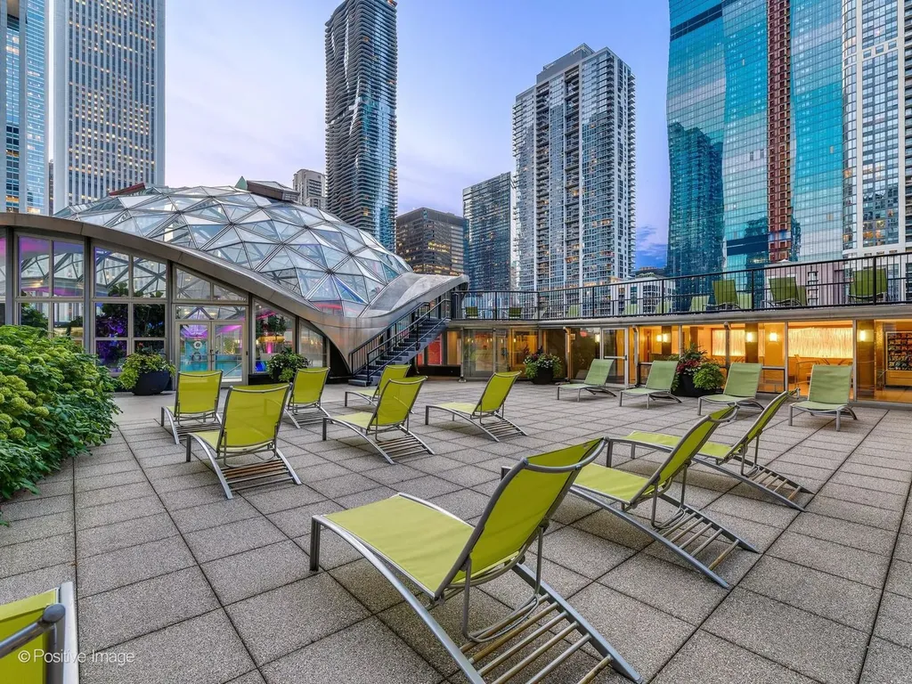 400 East Randolph Street Chicago IL 60601