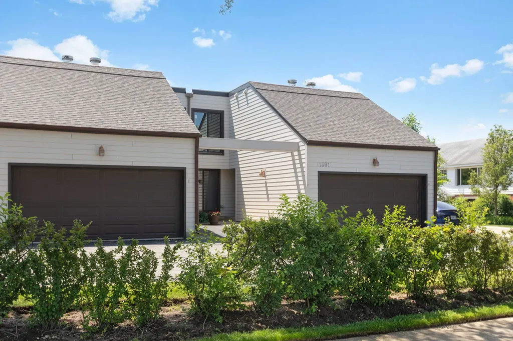 1501 Topp Lane Glenview IL 60025