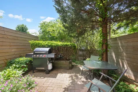 1501 Topp Lane Glenview IL 60025