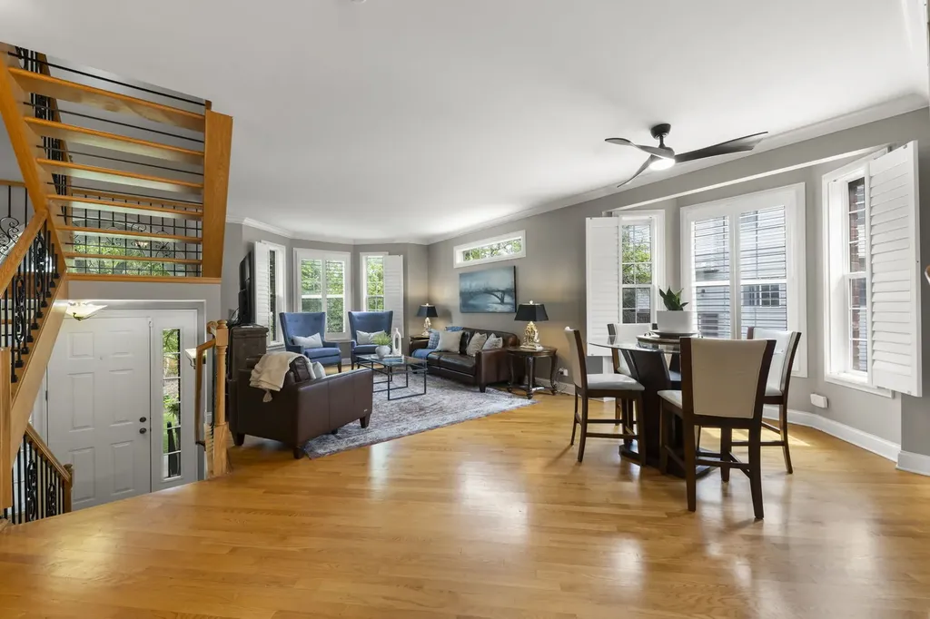 928 Shandrew Drive Naperville IL 60540