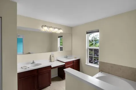 2049 Cabrillo Lane Hoffman Estates IL 60192