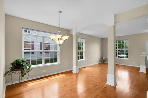 2049 Cabrillo Lane Hoffman Estates IL 60192