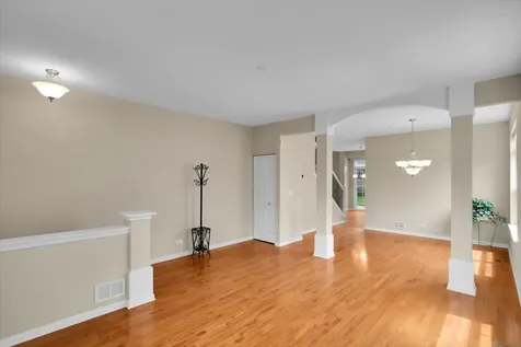2049 Cabrillo Lane Hoffman Estates IL 60192
