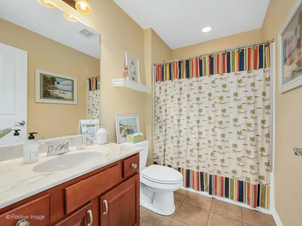 1282 Everwood Lane Aurora IL 60505