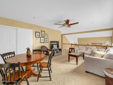 1282 Everwood Lane Aurora IL 60505