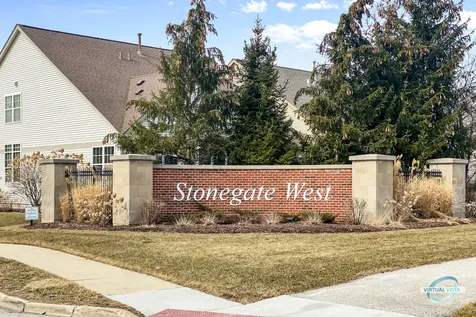 1282 Everwood Lane Aurora IL 60505