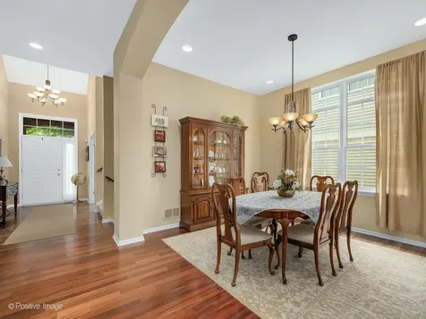 1282 Everwood Lane Aurora IL 60505