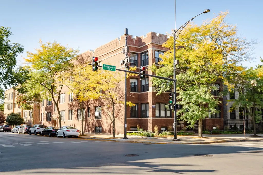 3550 North Racine Avenue Chicago IL 60657