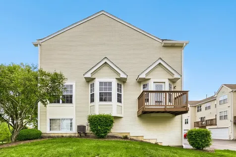 34290 North Barberry Road Round Lake Beach IL 60073