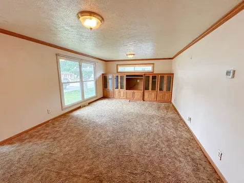 107 South 3rd Avenue Streator IL 61364