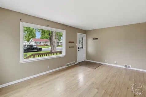 1375 Inglesh Avenue Kankakee IL 60901