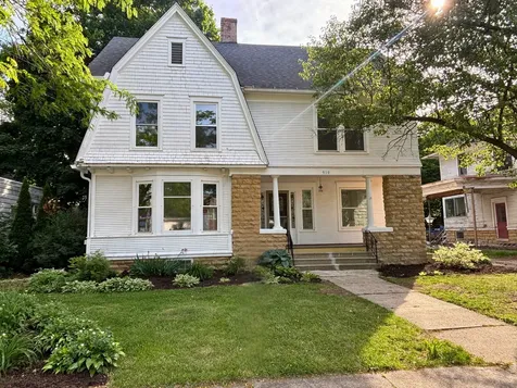 910 North State Street Belvidere IL 61008