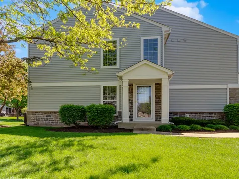 656 Hawley Drive Oswego IL 60543