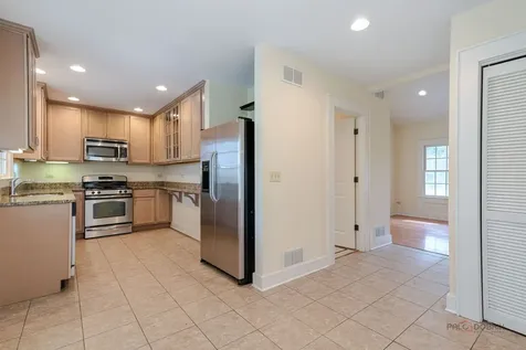 430 North Sheridan Road Waukegan IL 60085
