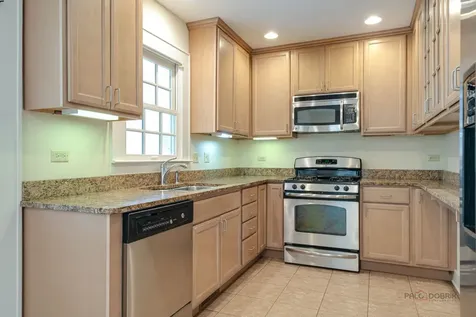 430 North Sheridan Road Waukegan IL 60085