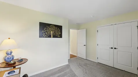 3811 Ivy Lane Elgin IL 60124