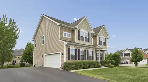 3811 Ivy Lane Elgin IL 60124