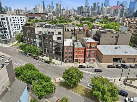 619 North Racine Avenue Chicago IL 60642