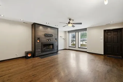 619 North Racine Avenue Chicago IL 60642