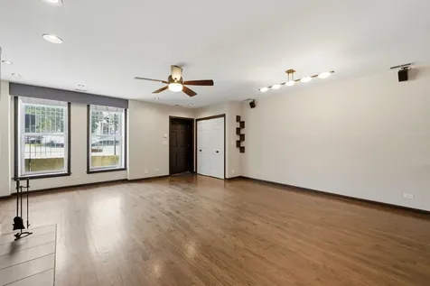 619 North Racine Avenue Chicago IL 60642