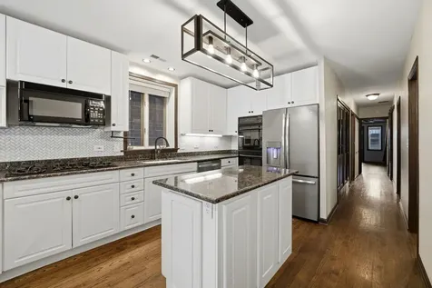 619 North Racine Avenue Chicago IL 60642