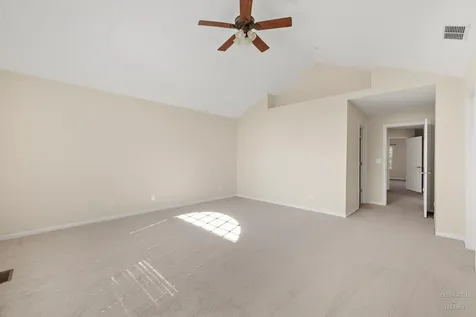 113 Valencia Parkway Gilberts IL 60136