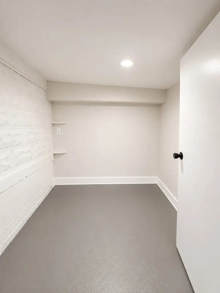 4552 South California Avenue Chicago IL 60632