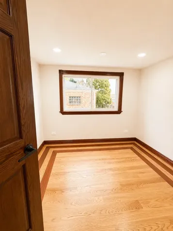 4552 South California Avenue Chicago IL 60632