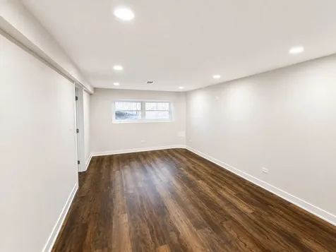 4552 South California Avenue Chicago IL 60632