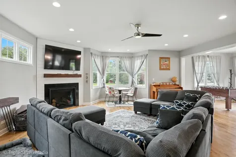 7350 Forest Hill Road Burr Ridge IL 60527