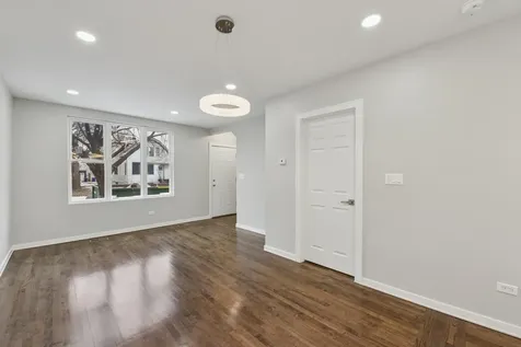 4904 West 31st Street Cicero IL 60804
